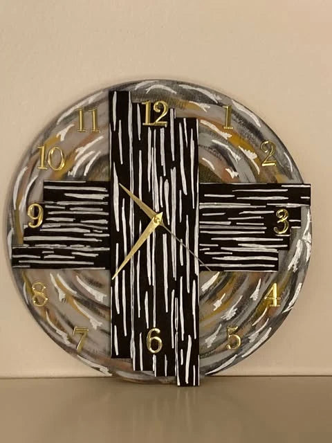  "Elegant wall clocks collection featuring a variety of timeless designs to complement any home decor. Functional and stylish, perfect for keeping time with a touch of sophistication."